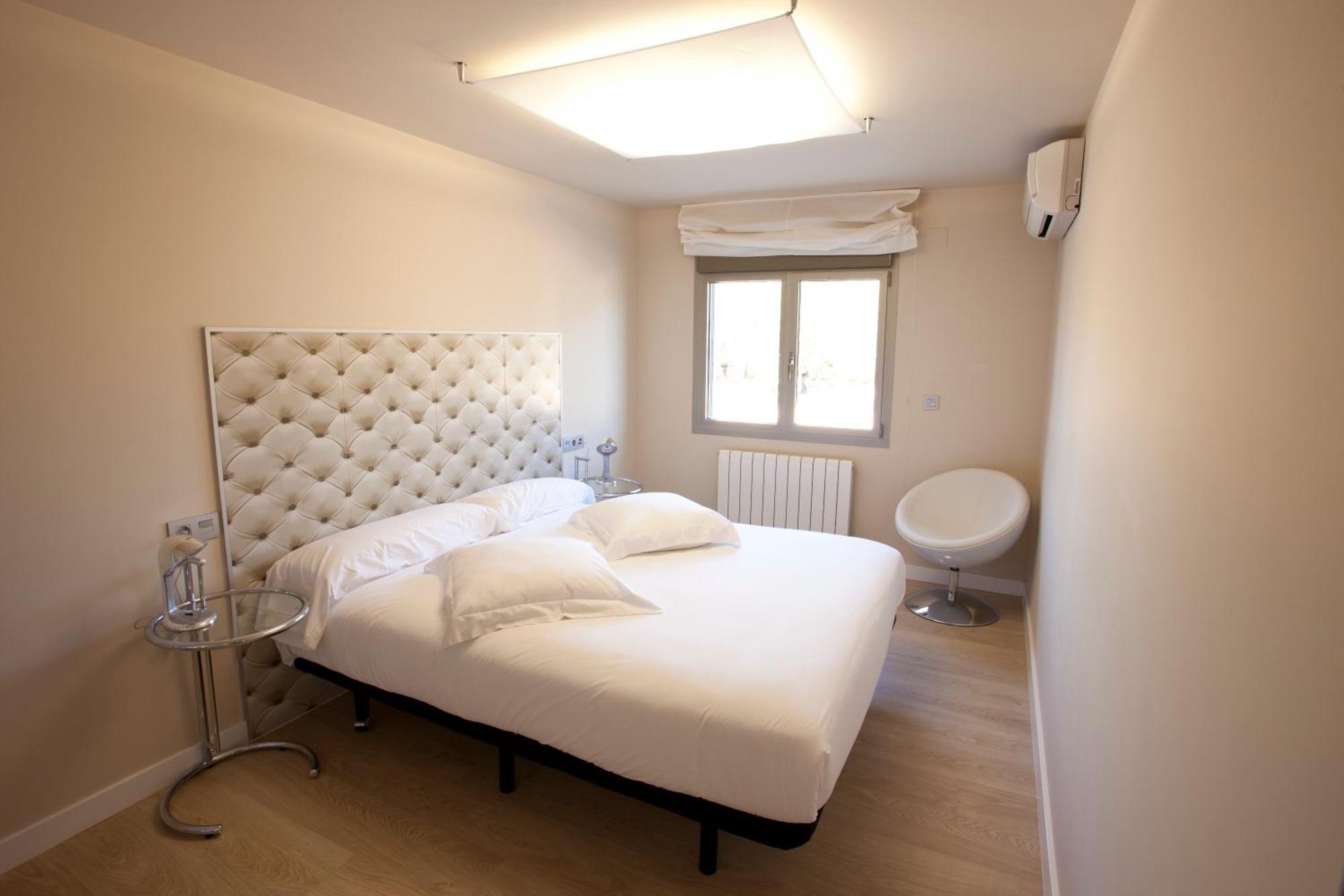 Ruralsuite Hotel Apartamentos Cascante Exterior photo